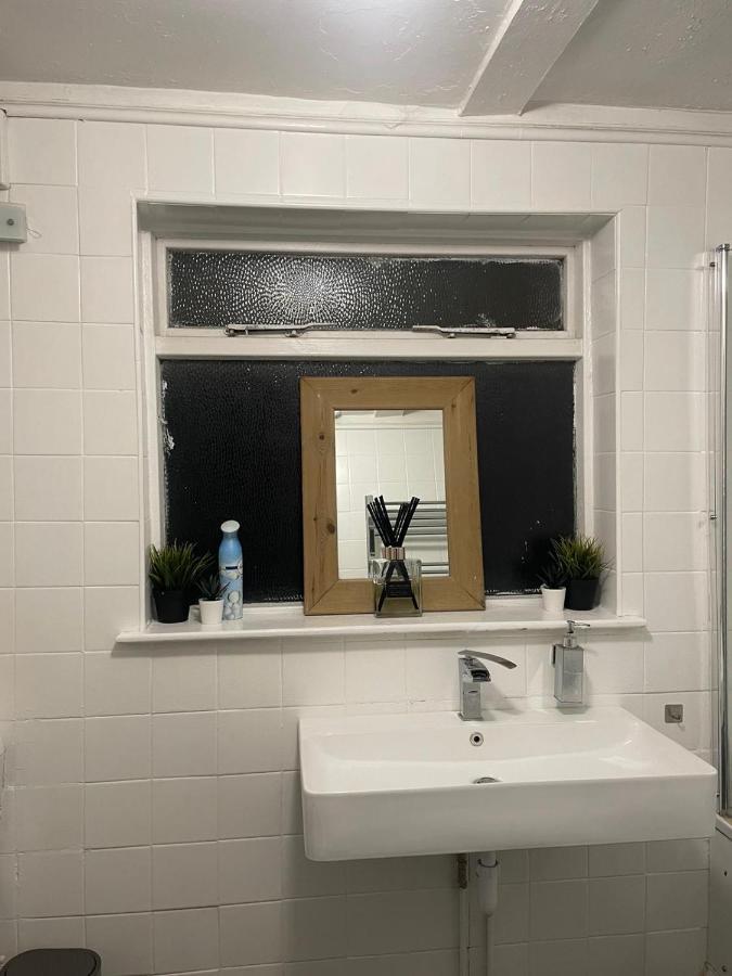 Balham, South Spacious 3 * Londra